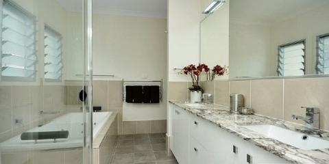 Contemporary ensuite in Clayfield Brisbane by Building Designer Design 2B